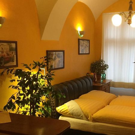 Centrum Tiffany Pension Domažlice Εξωτερικό φωτογραφία