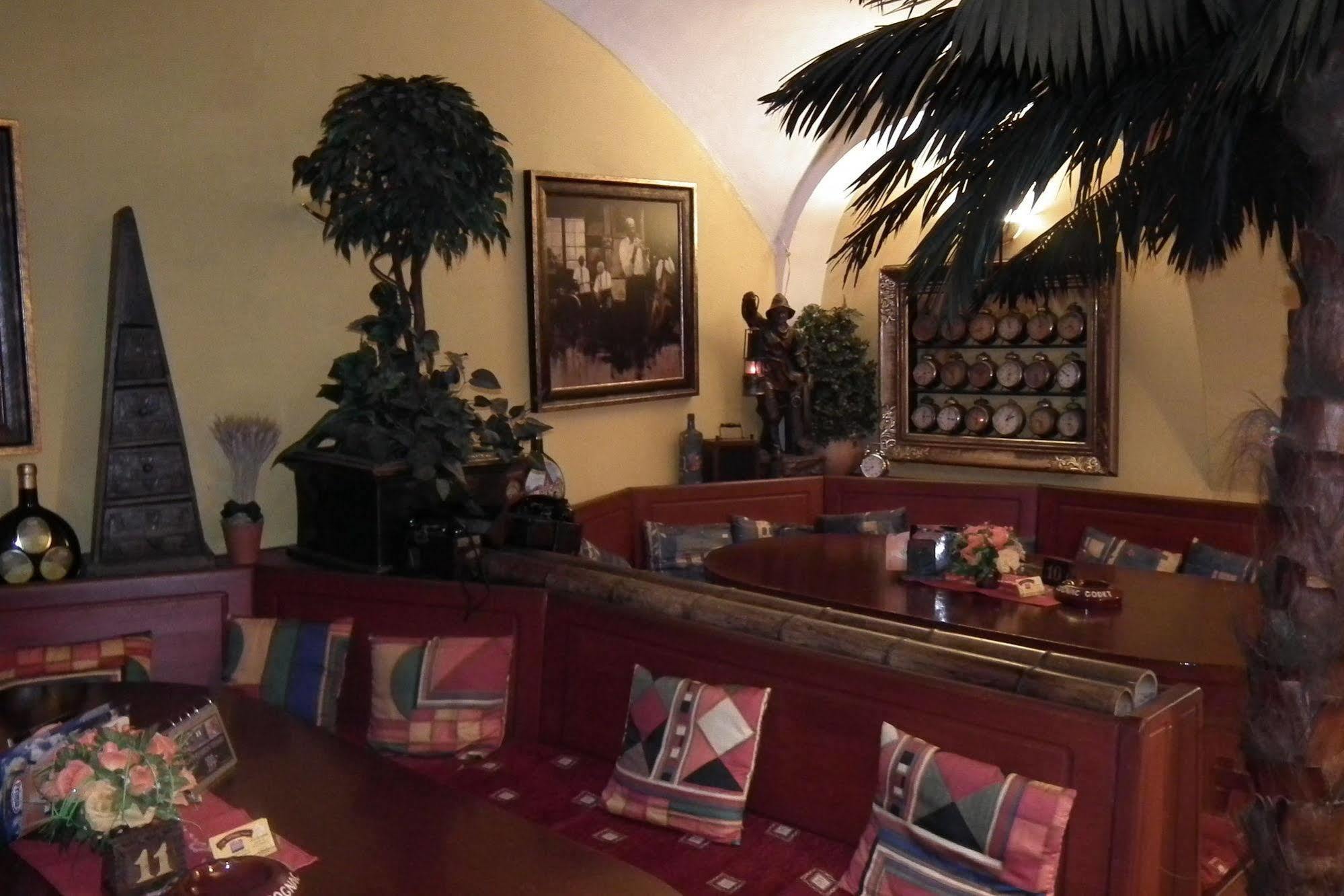 Centrum Tiffany Pension Domažlice Εξωτερικό φωτογραφία